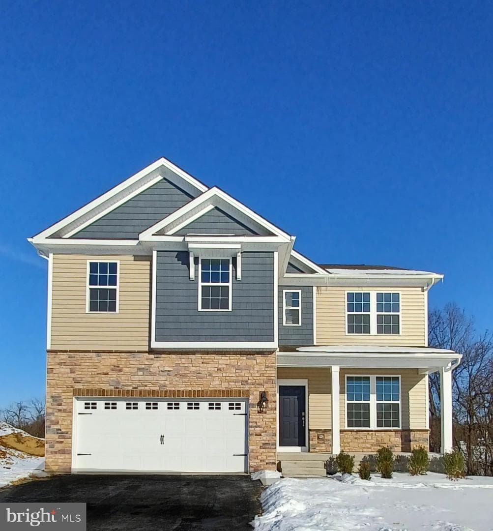102 Winding Road, Forks Township