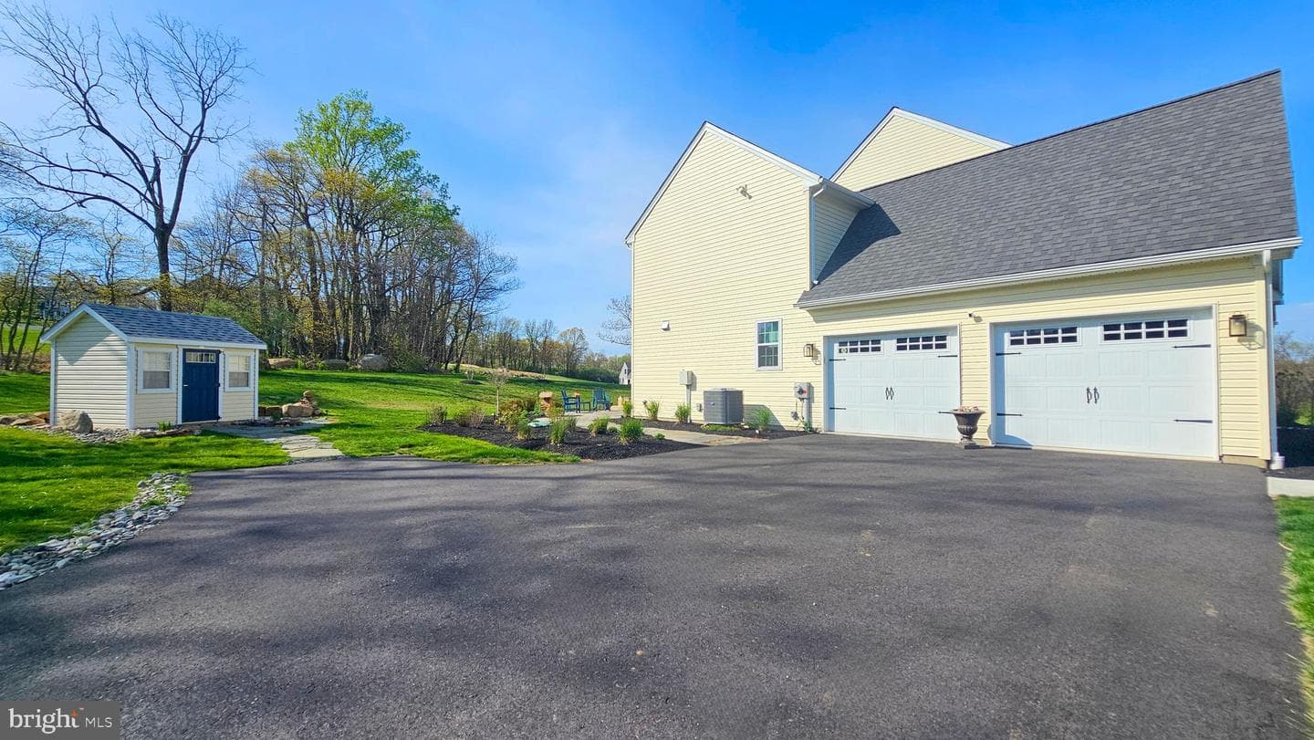 2645 Longridge Drive photo 46
