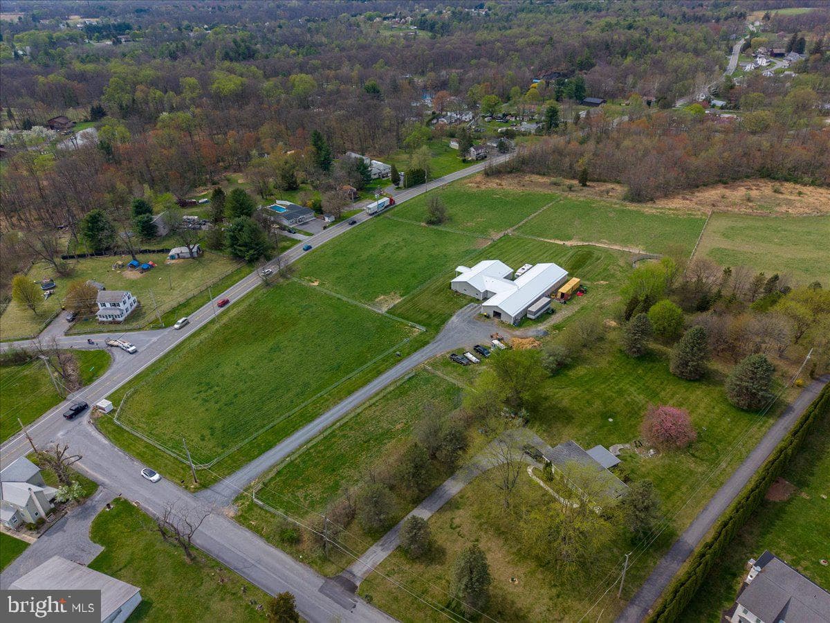 3670 N Dogwood Road photo 40