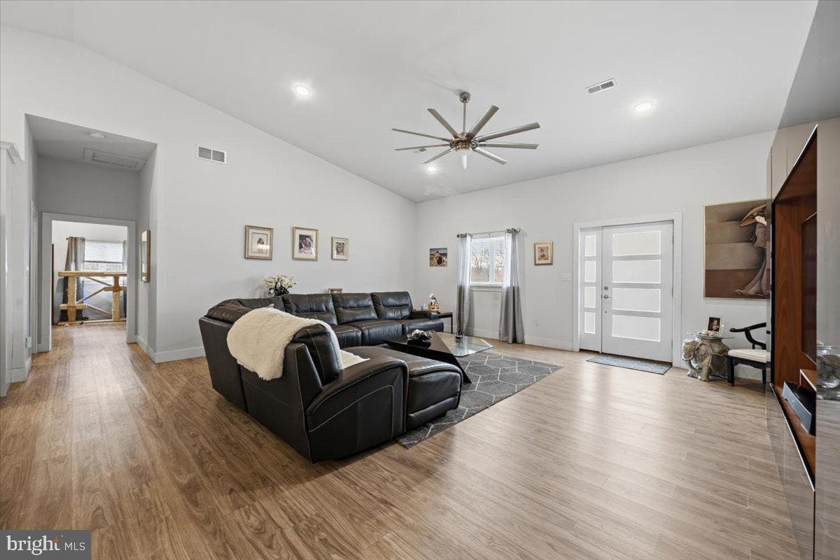 3670 N Dogwood Road photo 6