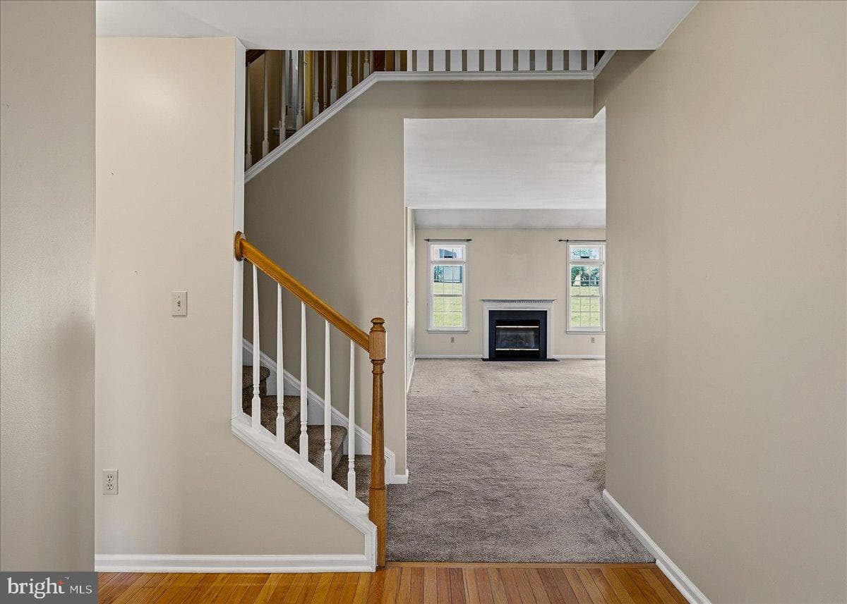 1314 Lindenwood Lane photo 4