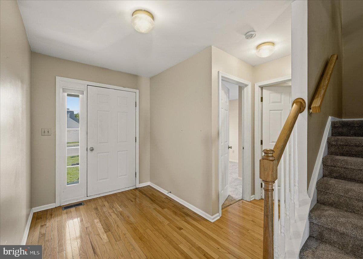 1314 Lindenwood Lane photo 5
