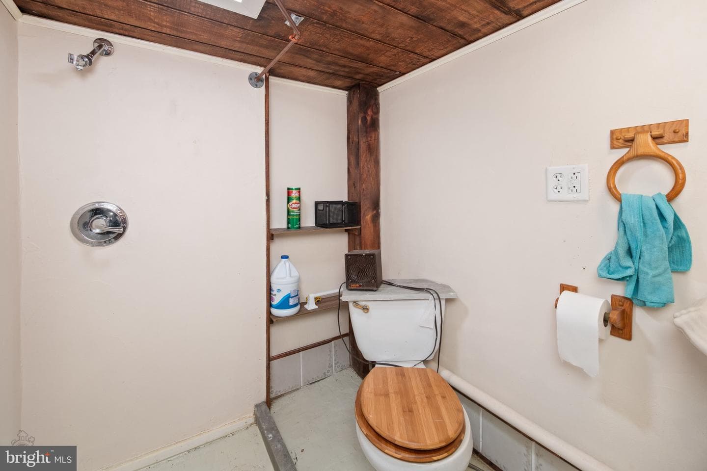 1124 Furnace Street photo 18