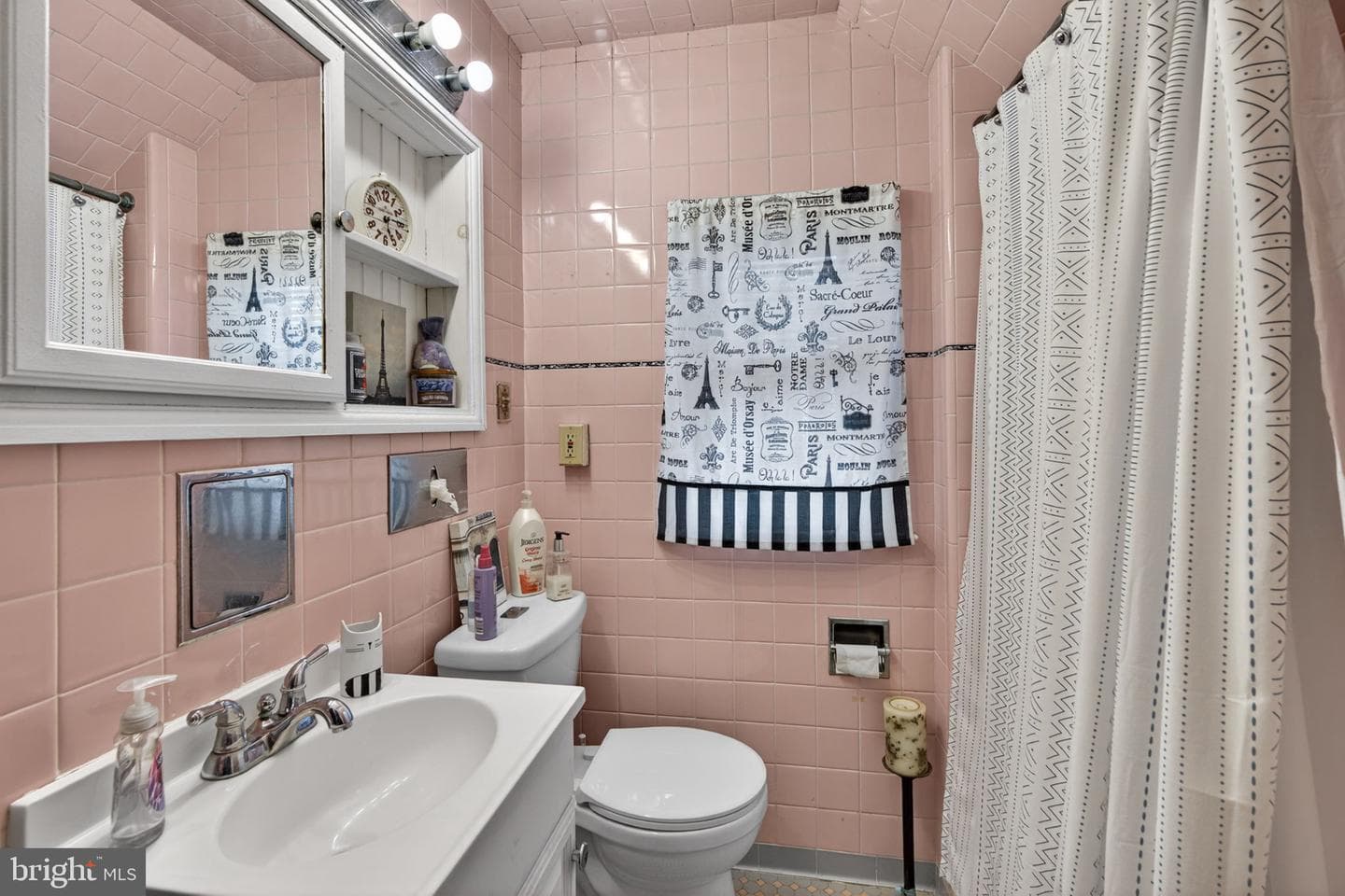 1716 Carlisle Street photo 24