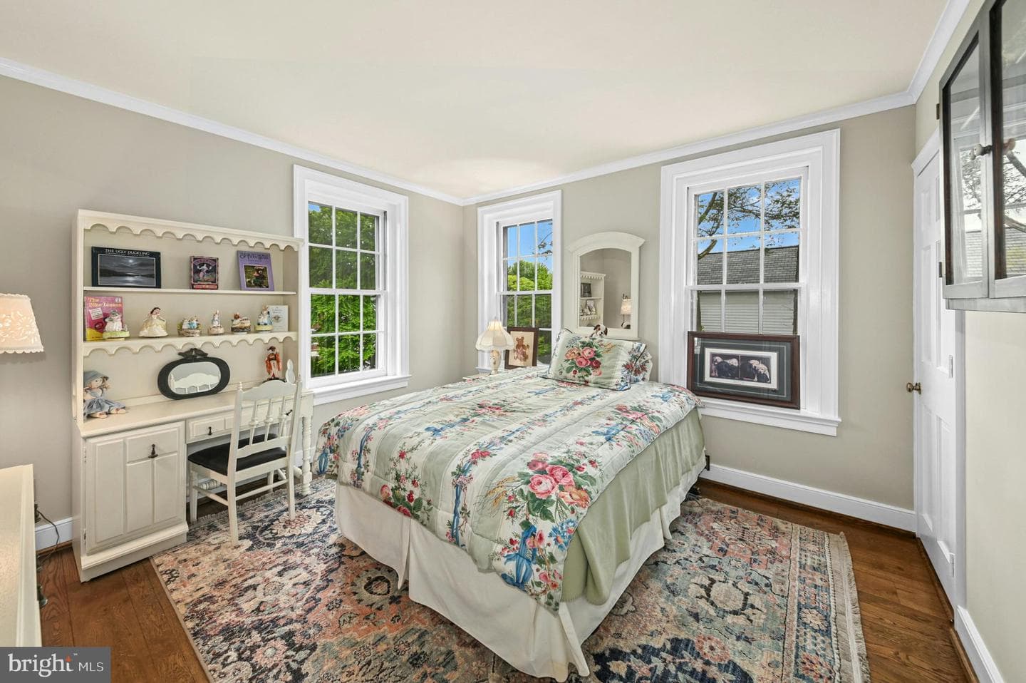 424 N New Street photo 28