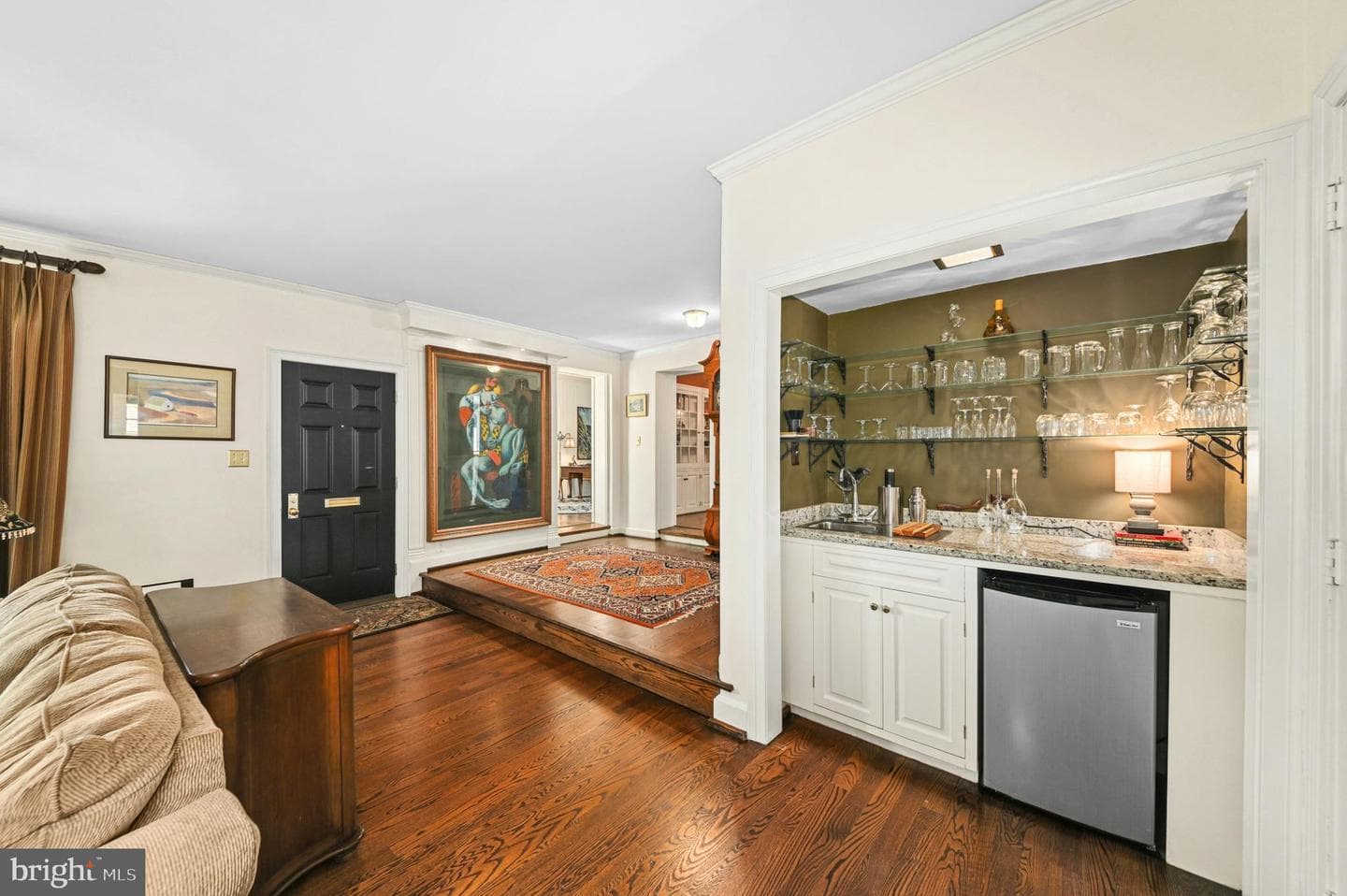 424 N New Street photo 9