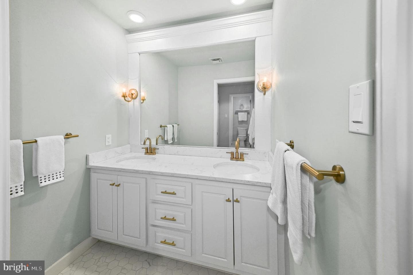 2708 Bridle Path Place photo 35