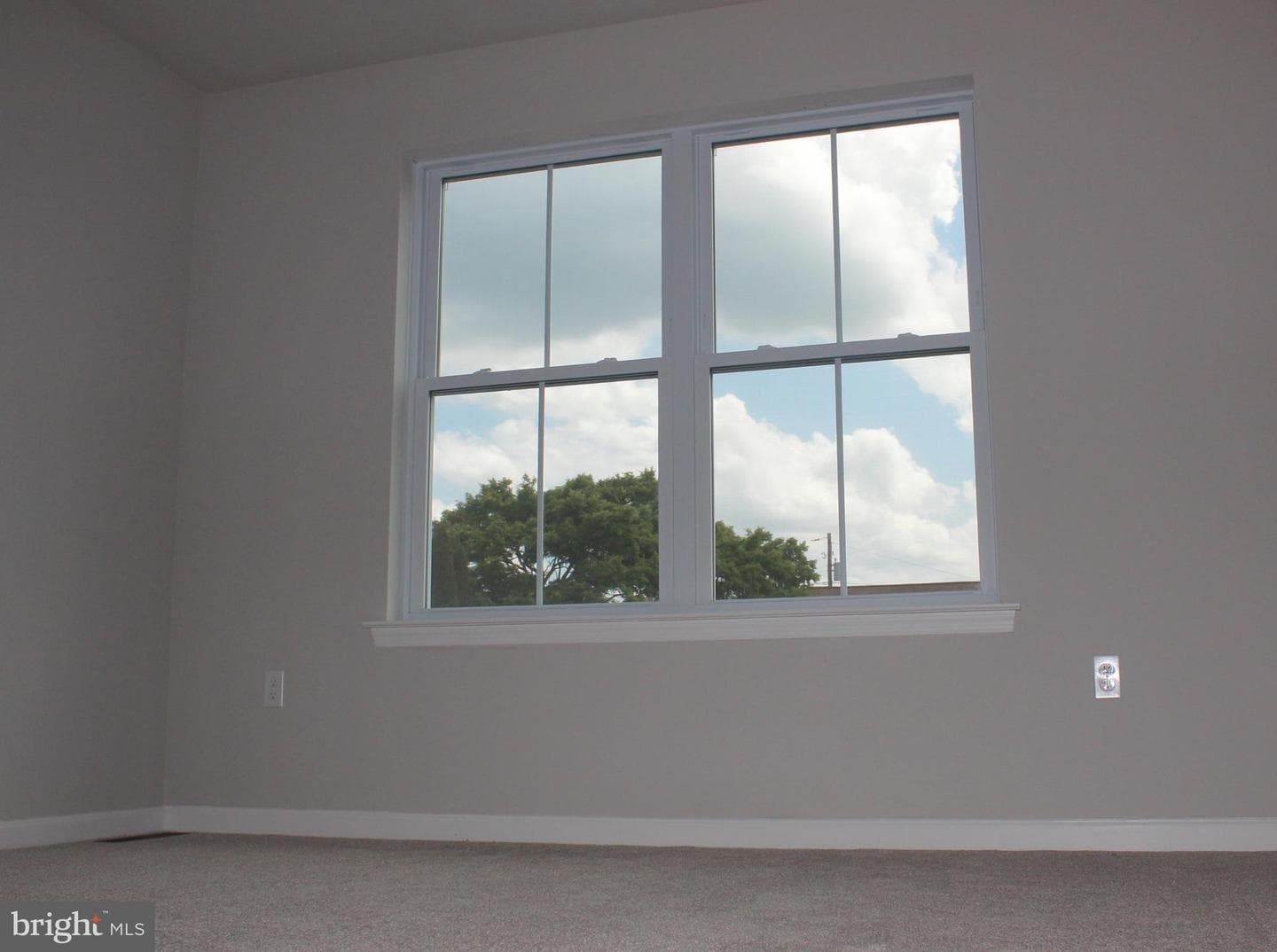 86 Hess Avenue photo 8