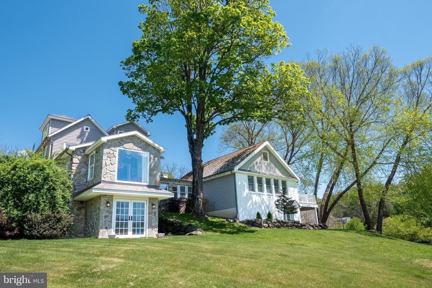 1072 Five Points Richmond Road photo 11