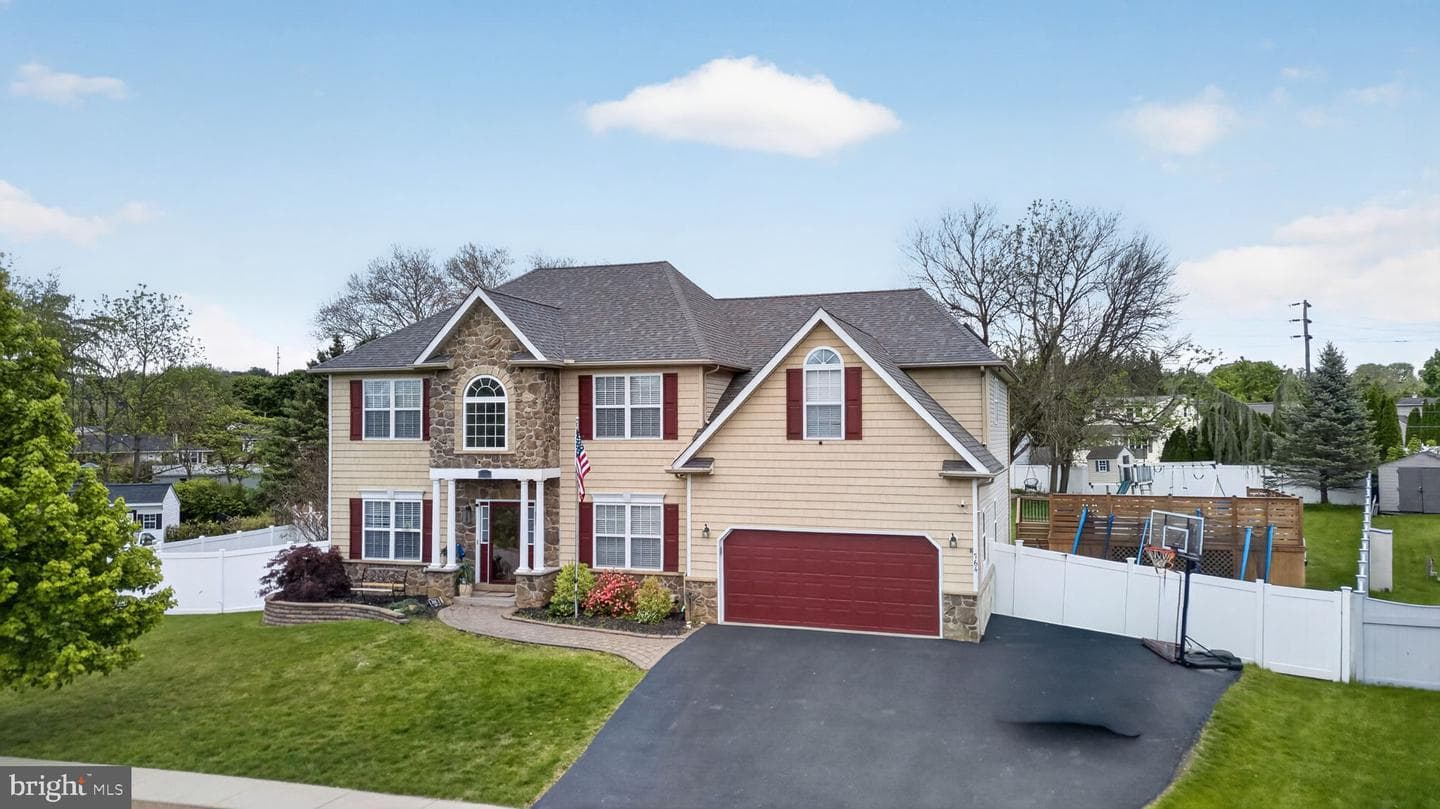 764 Mohican Drive photo 1