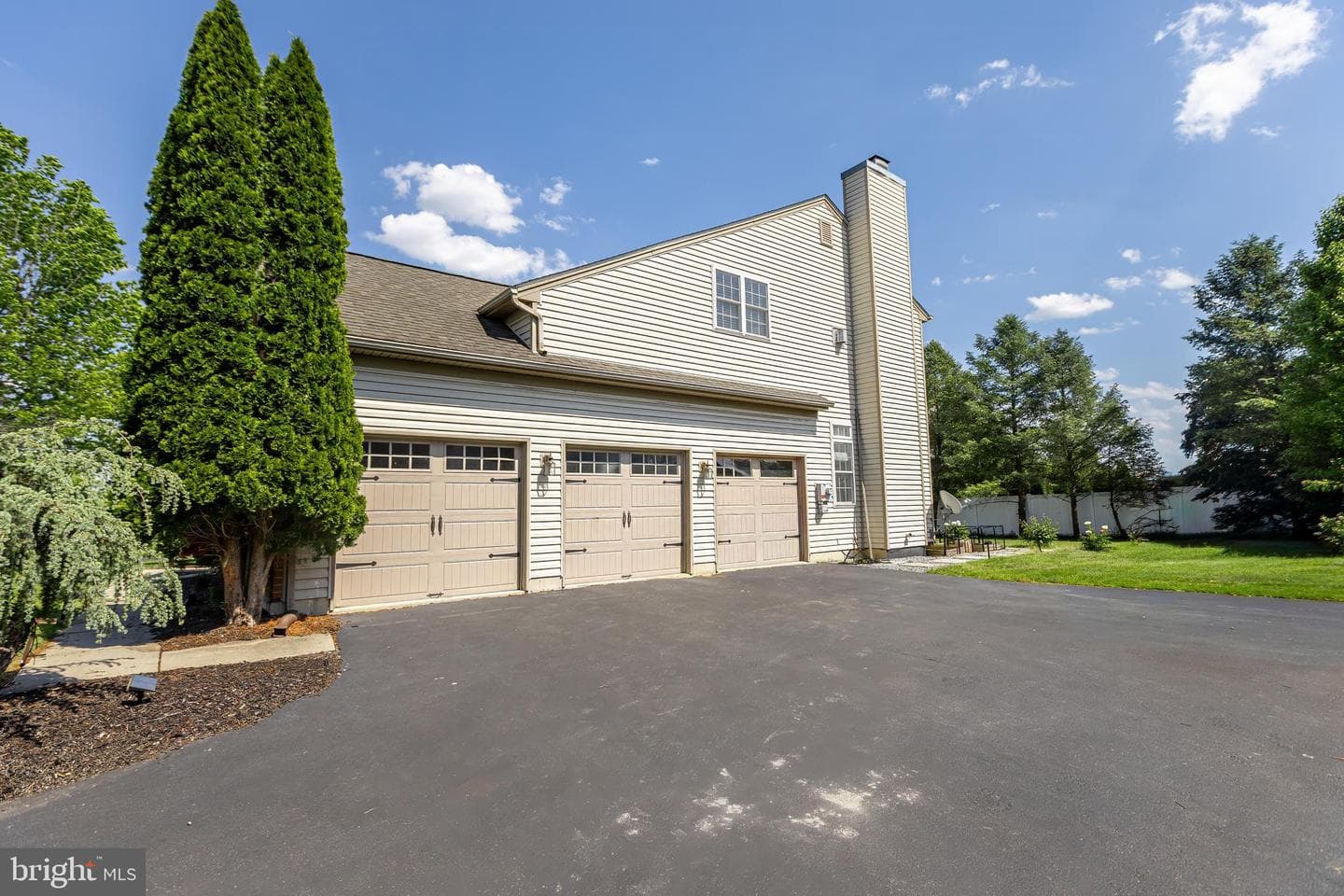 1390 Lorton Drive photo 11