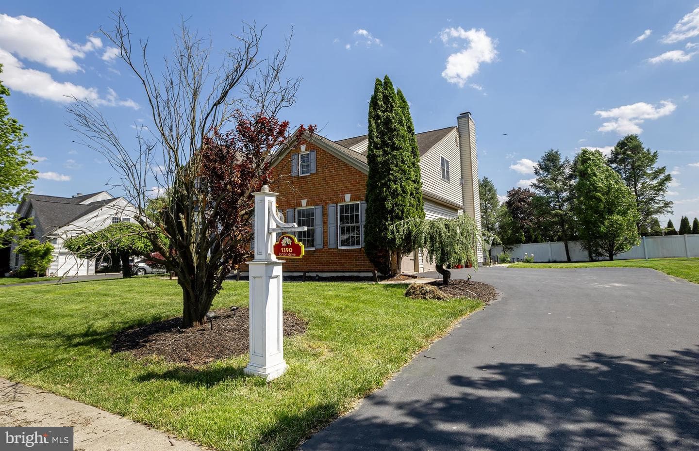 1390 Lorton Drive photo 4