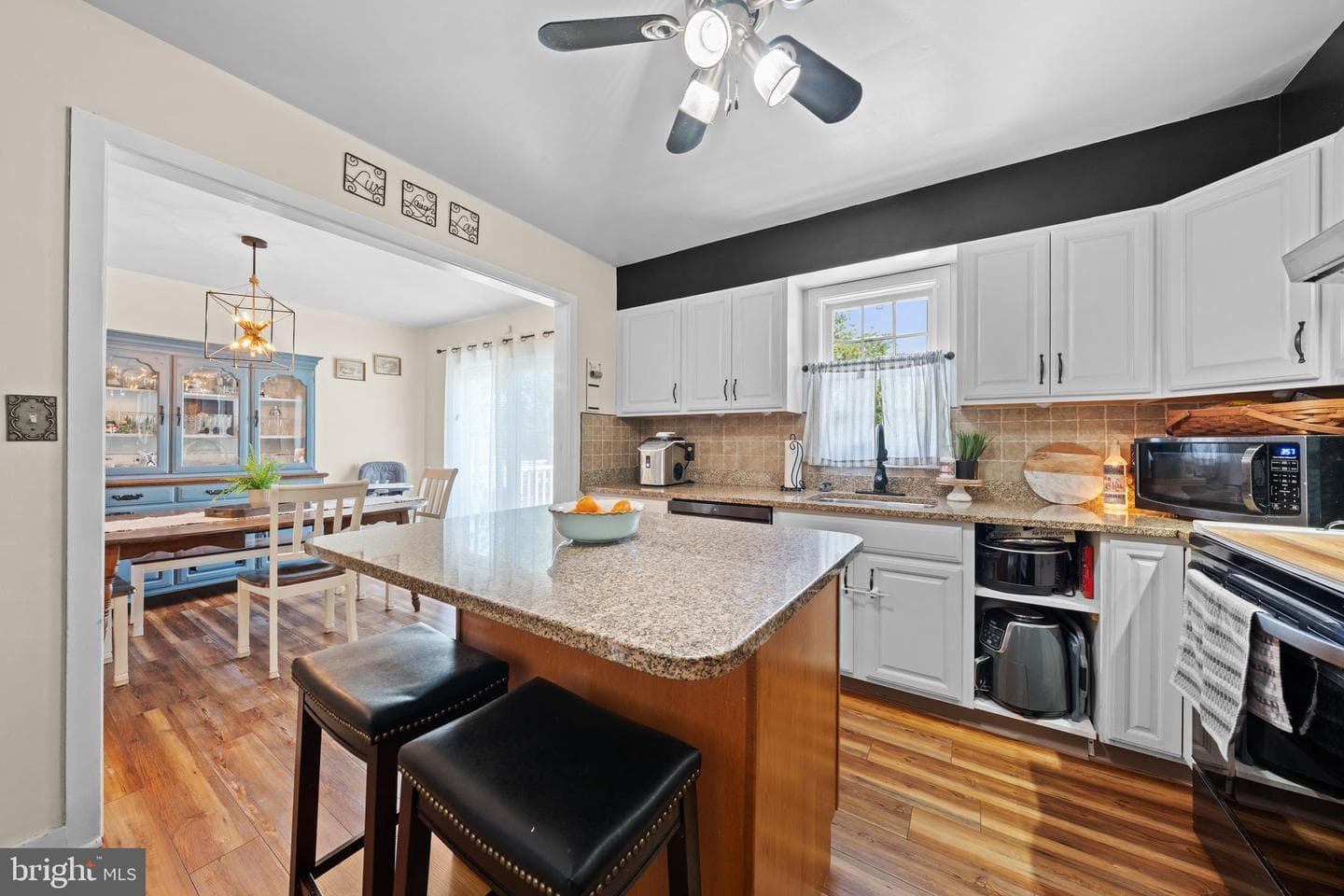 1231 Ann Marie Street photo 12