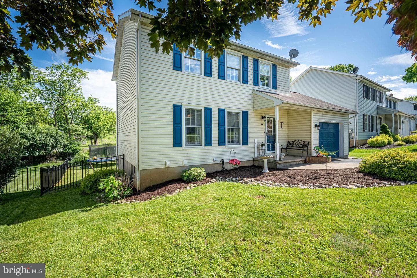 1231 Ann Marie Street photo 3
