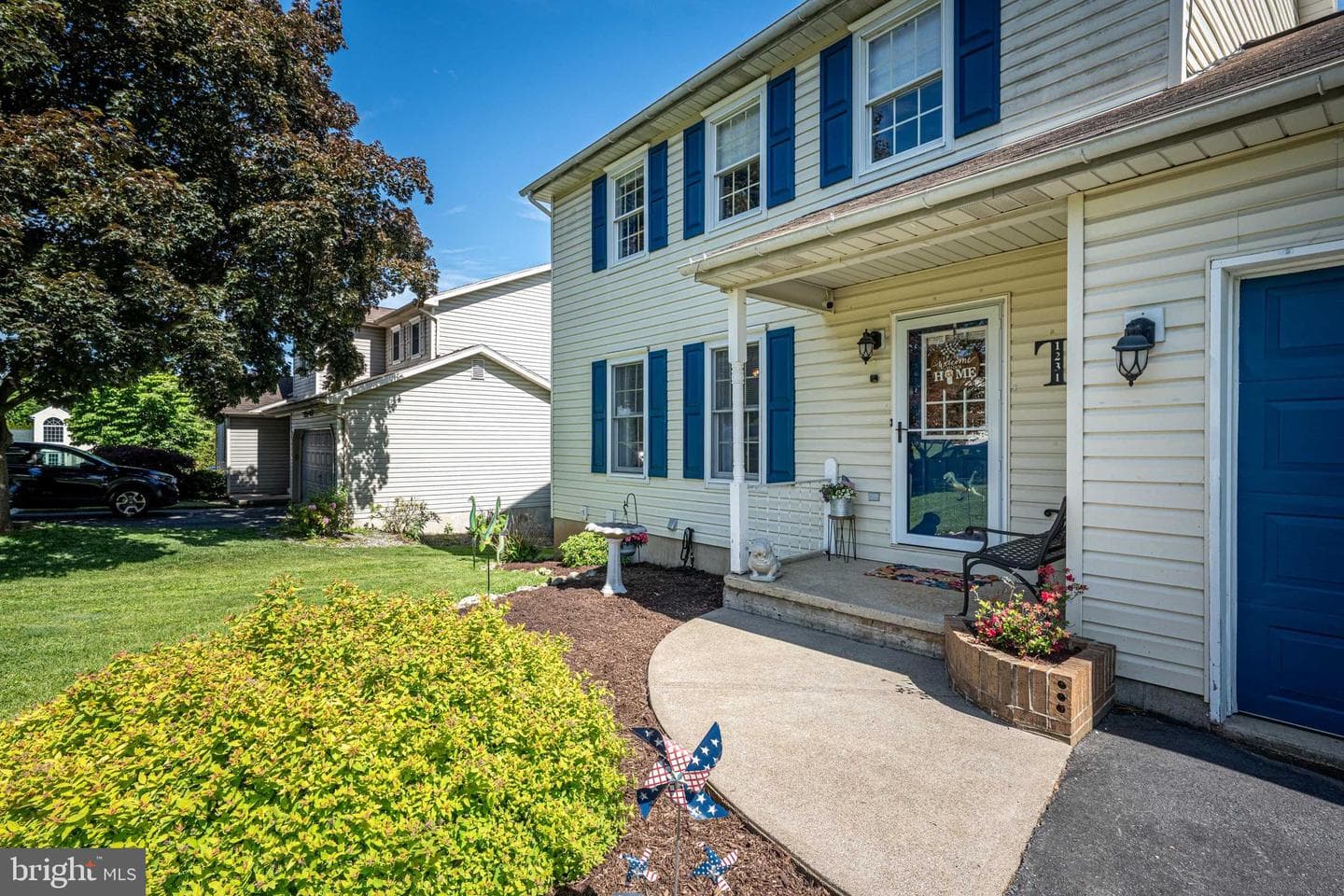 1231 Ann Marie Street photo 4