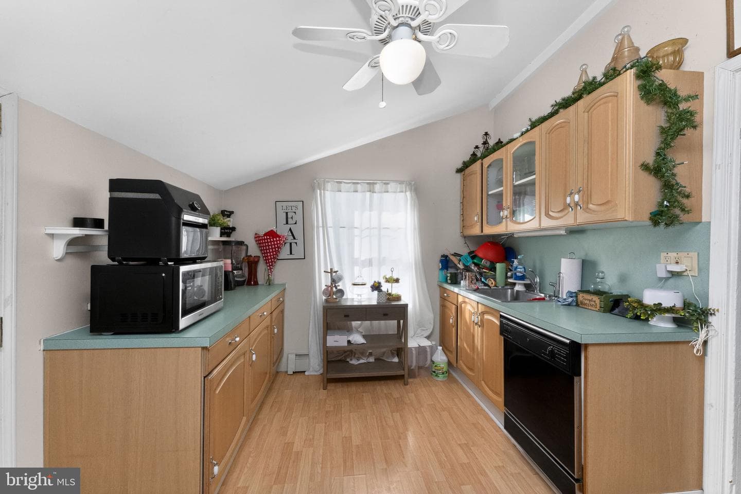 1121 Front Street photo 9