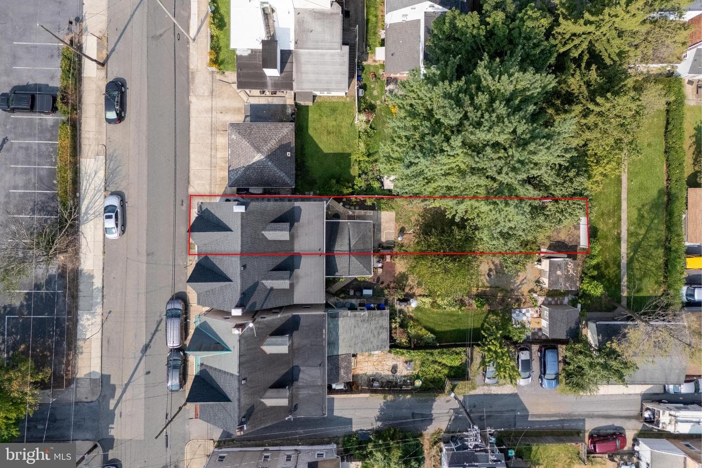 111 E Garrison Street photo 30
