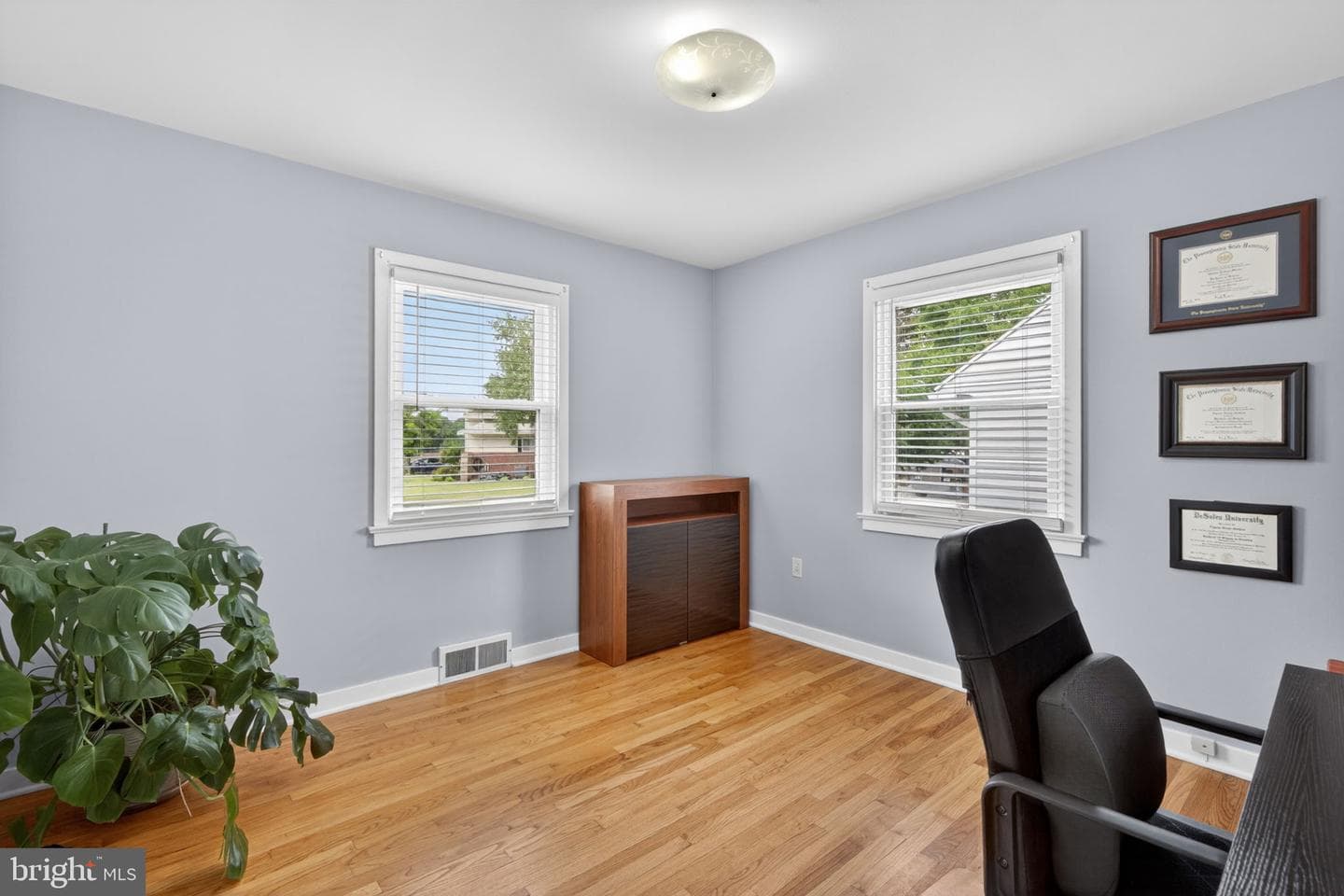 1802 Snyder Street photo 20