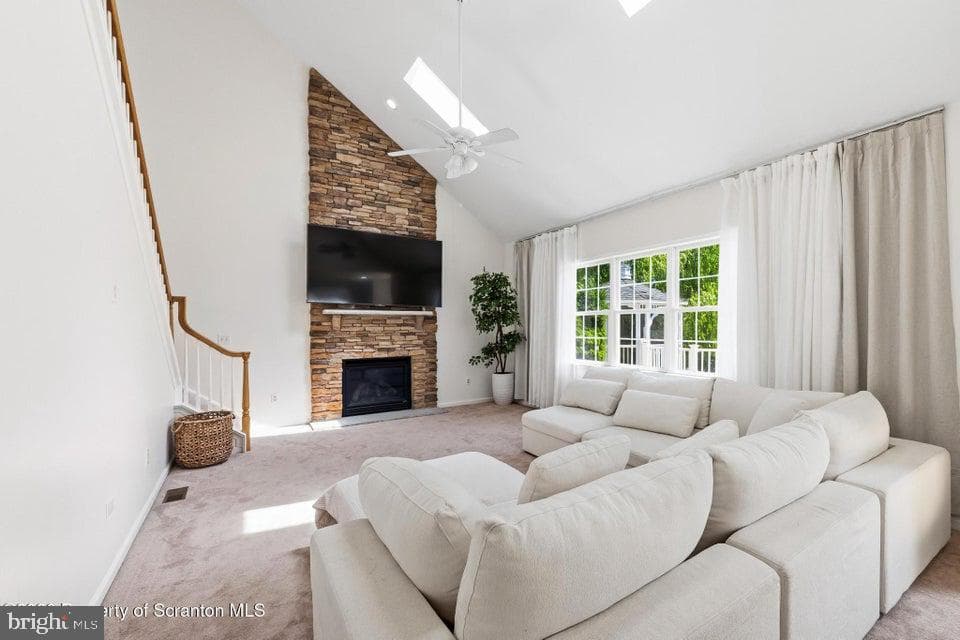 562 Country Club Road photo 14