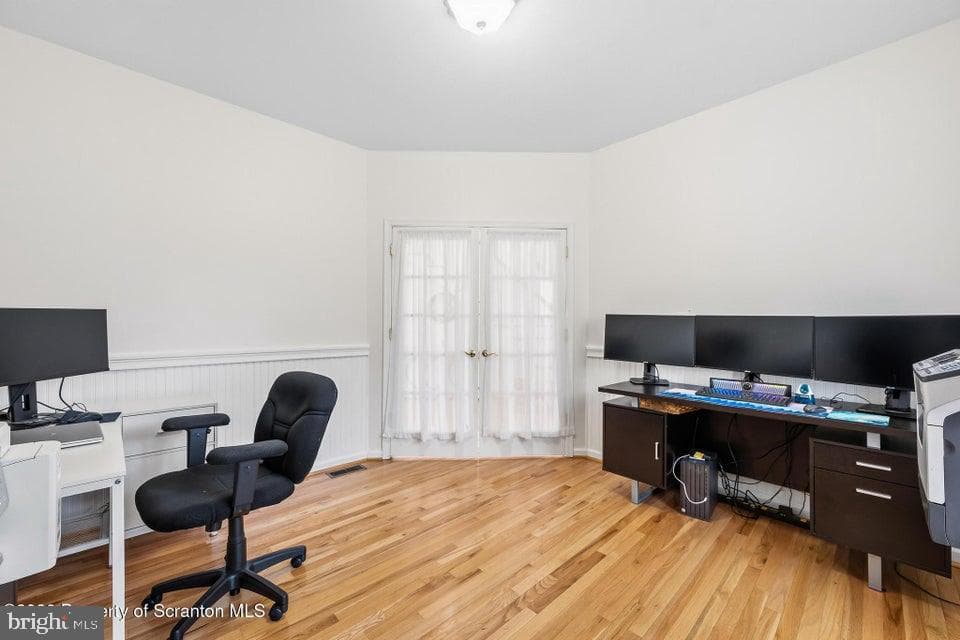562 Country Club Road photo 35