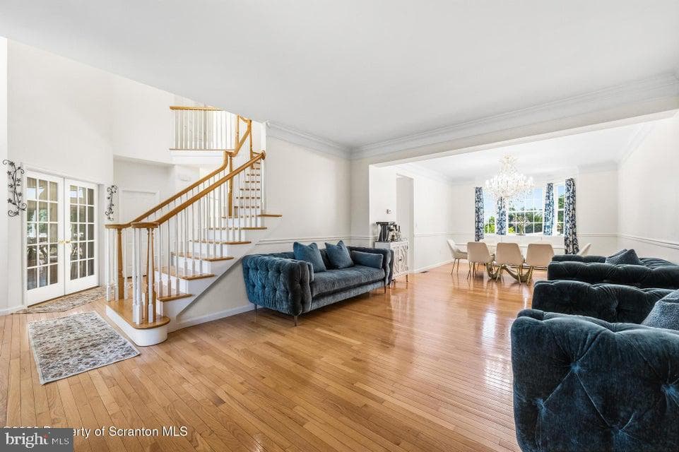 562 Country Club Road photo 6