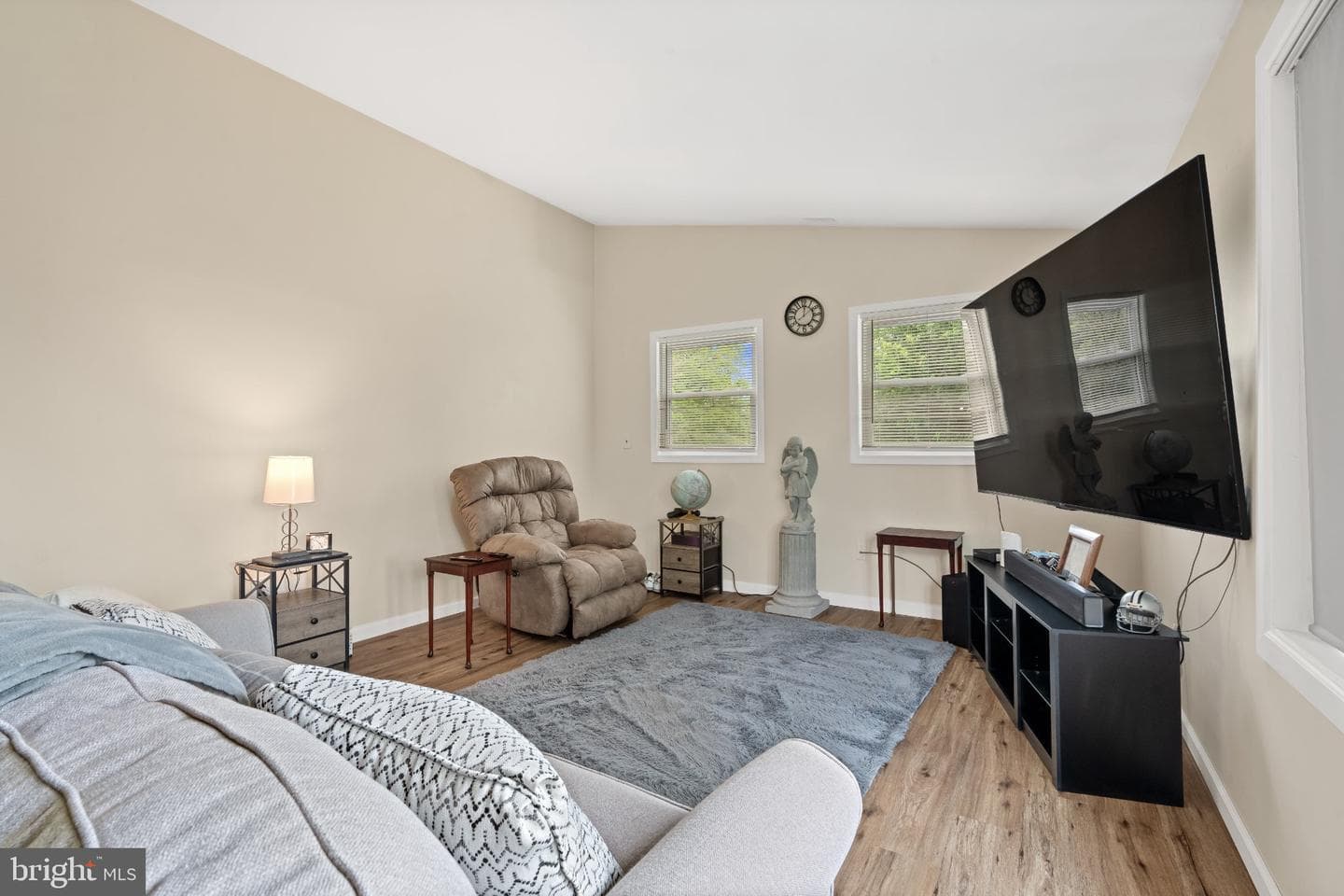 1040 Riverview Drive photo 32