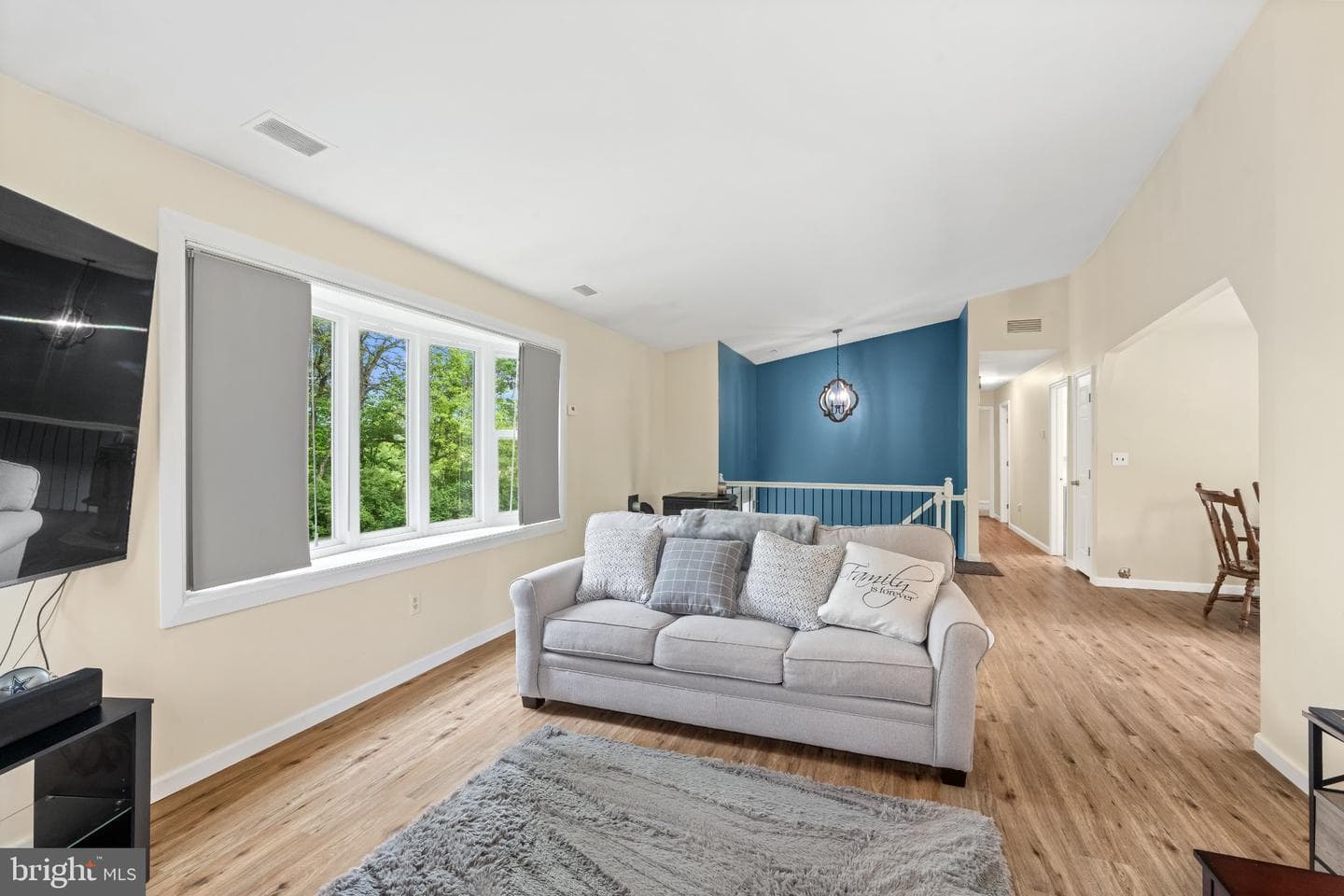 1040 Riverview Drive photo 34