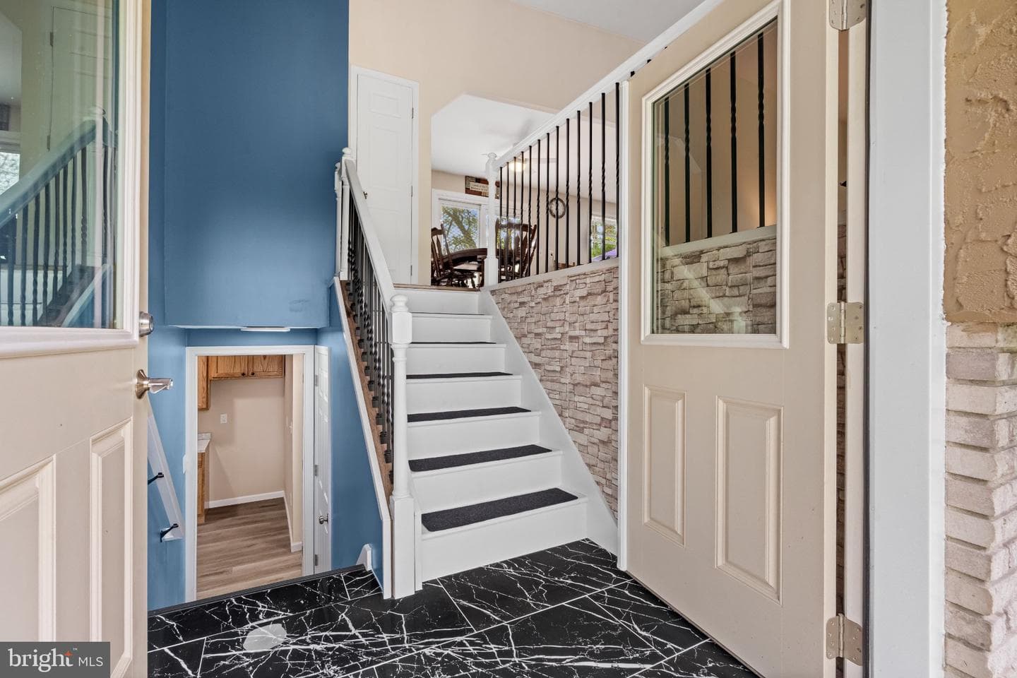 1040 Riverview Drive photo 37