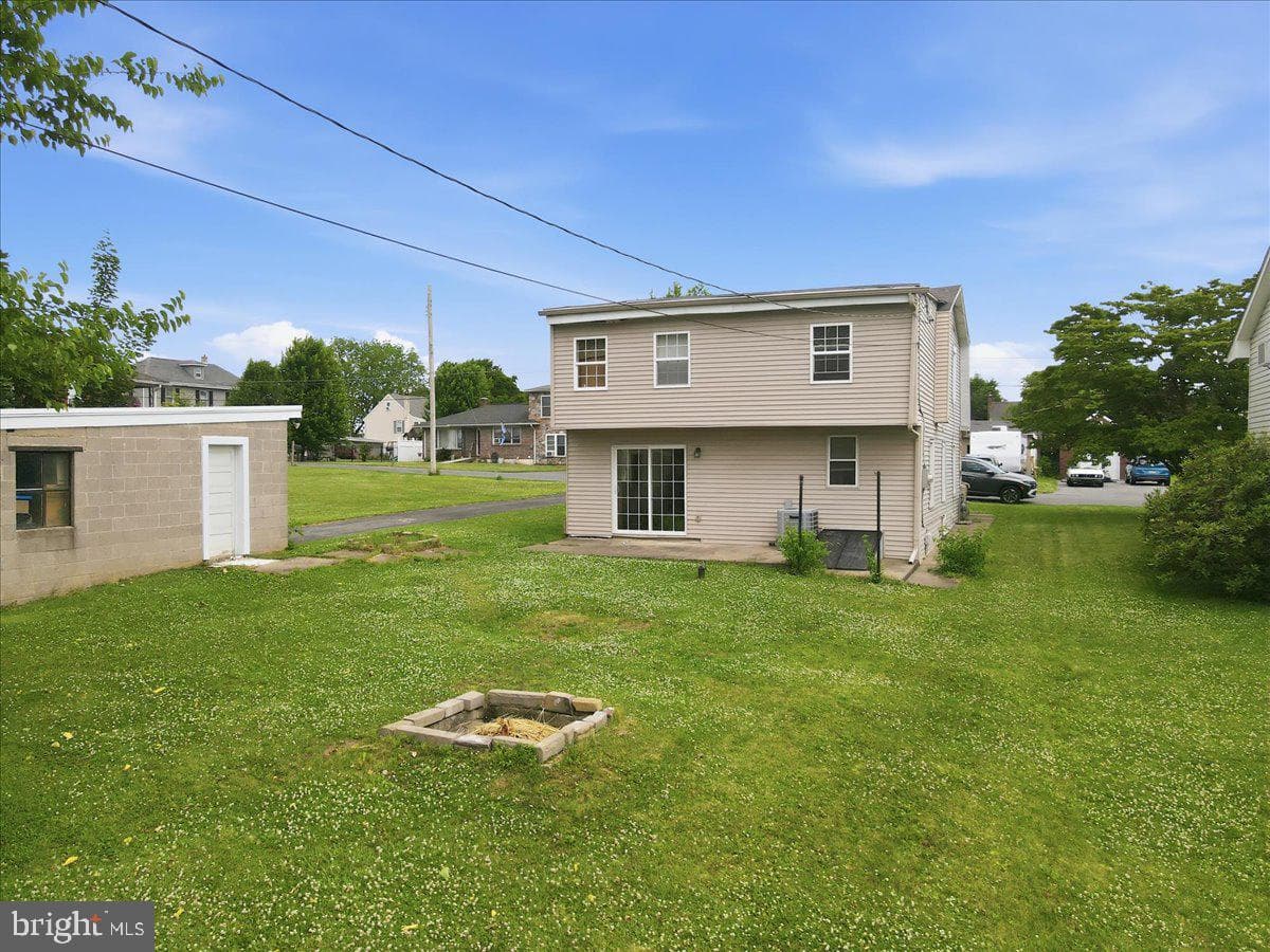 1839 6th Street photo 37