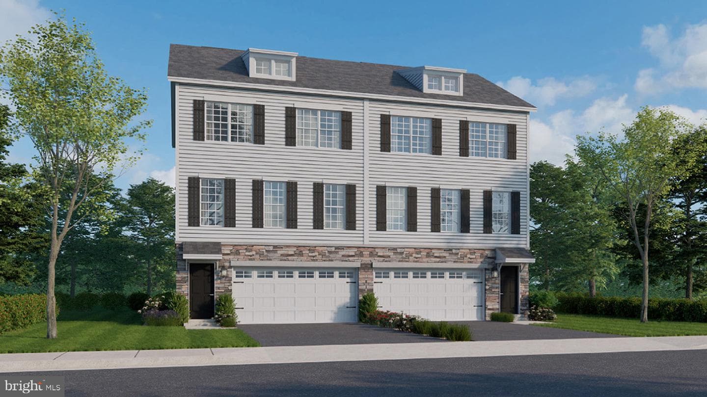 221 Winding Road, Forks Township