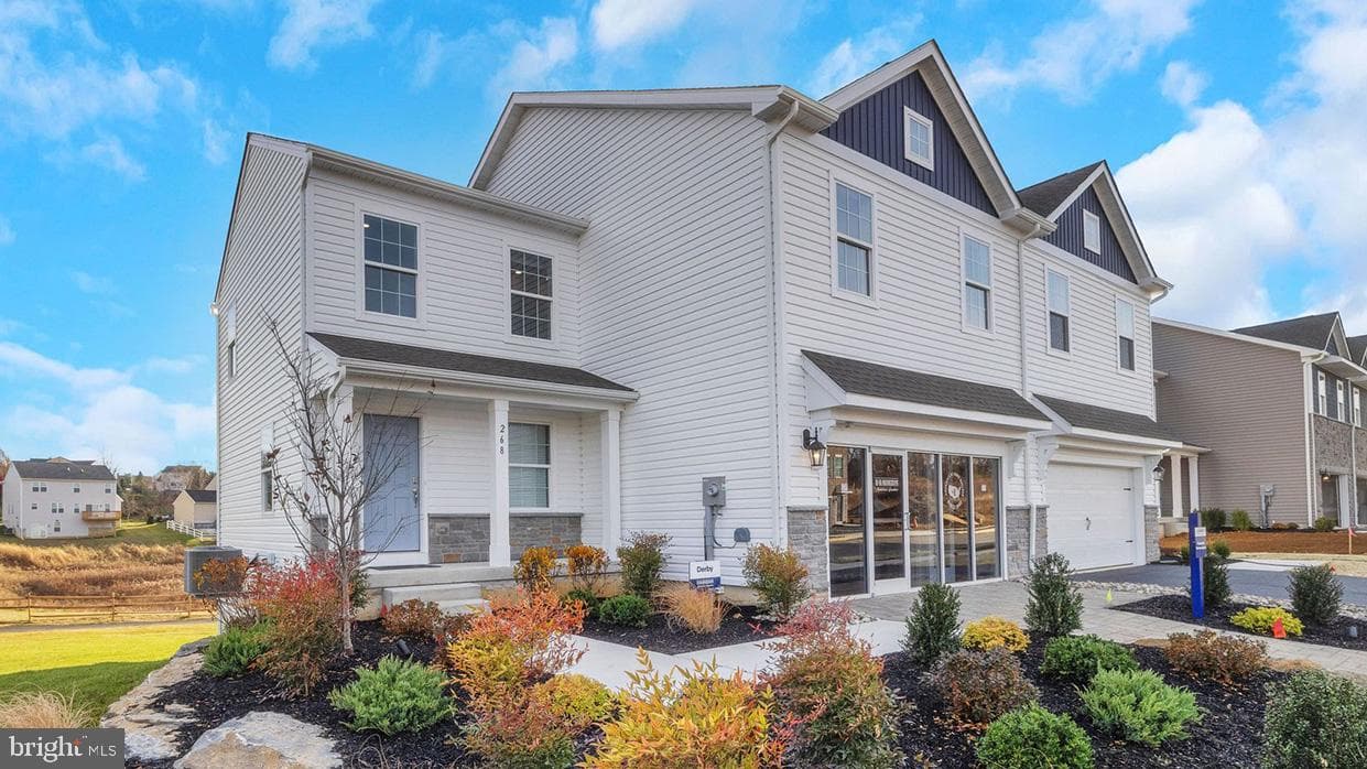 222 Winding Road, Forks Township