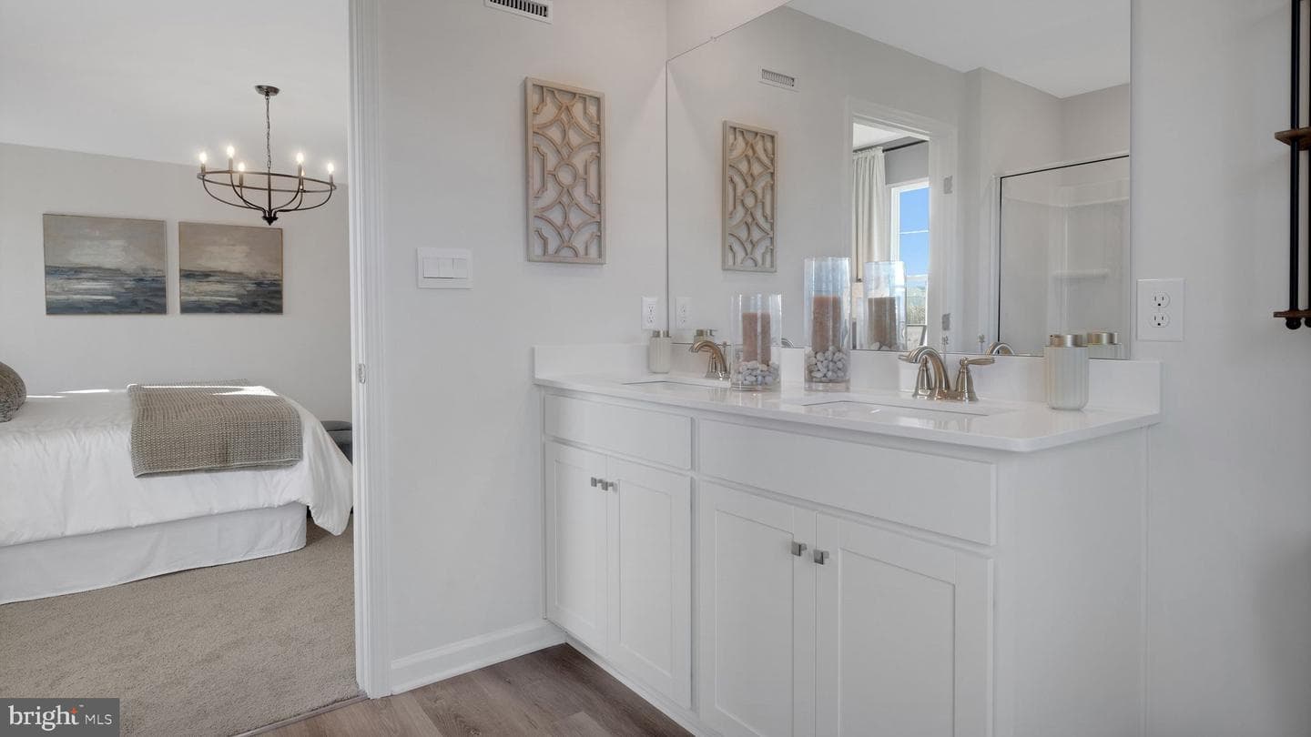 222 Winding Road photo 32