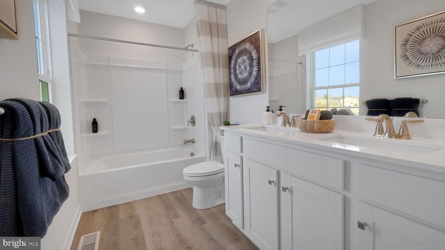 218 Winding Road photo 39