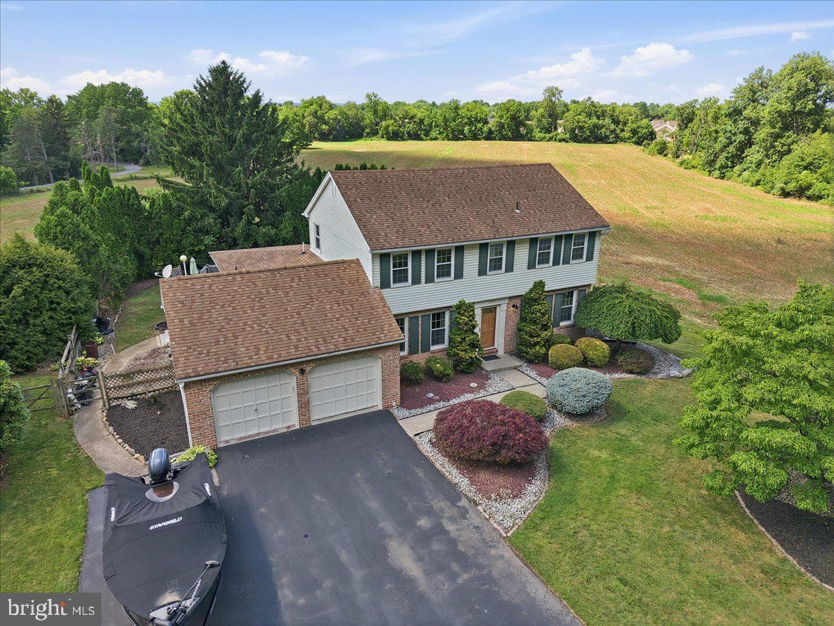 3547 Hecktown Road photo 56
