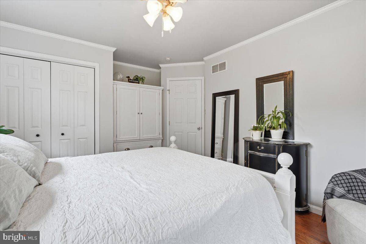 831 Colonna Lane photo 34
