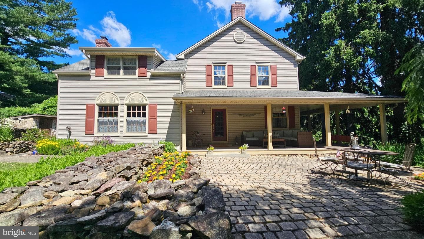 585 Buttermilk Road, Hellertown