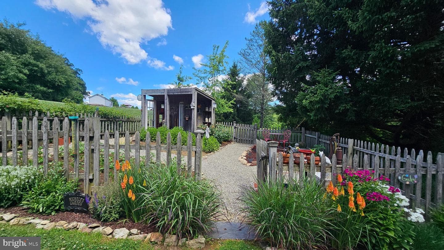 585 Buttermilk Road photo 52