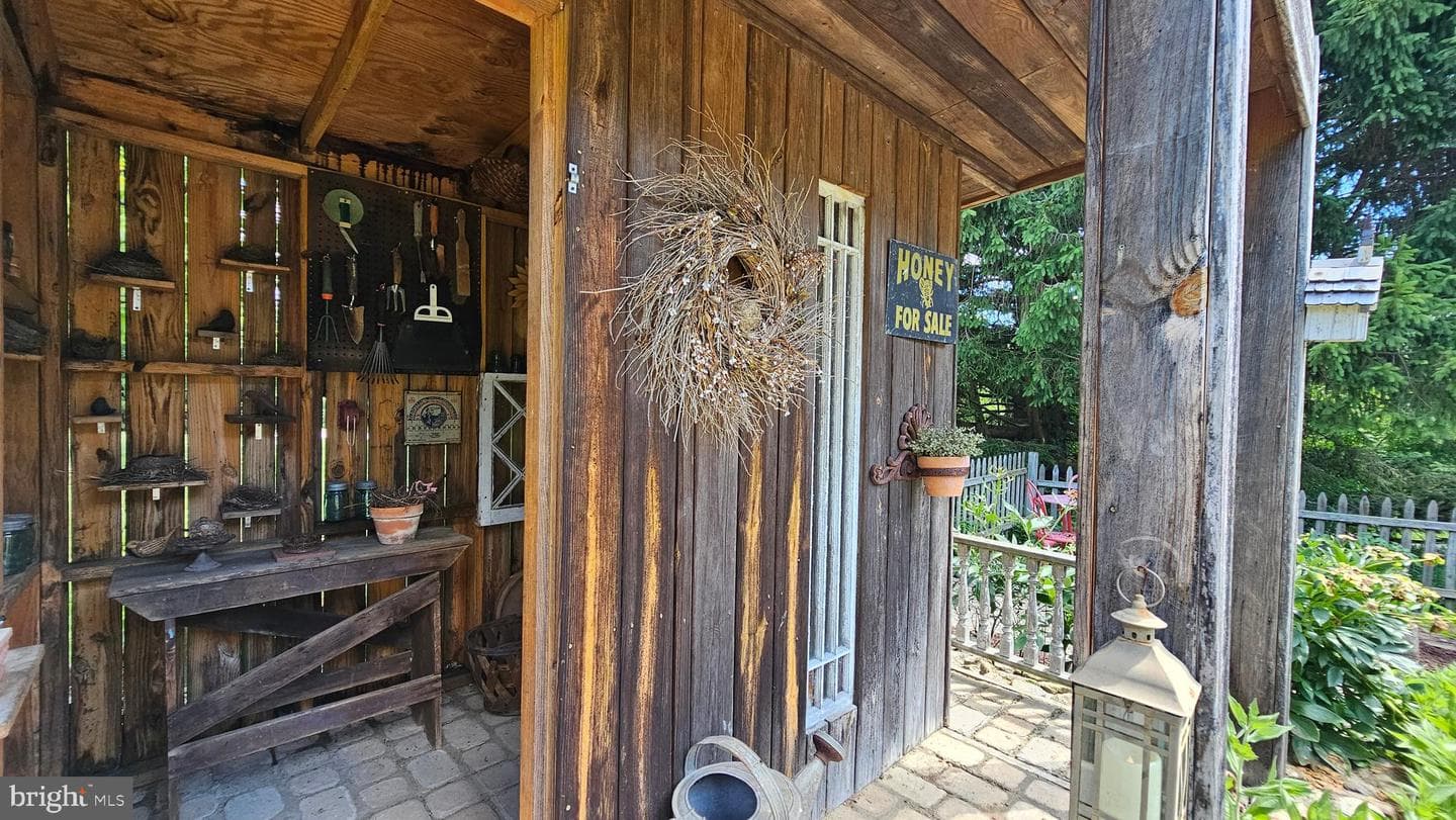 585 Buttermilk Road photo 54
