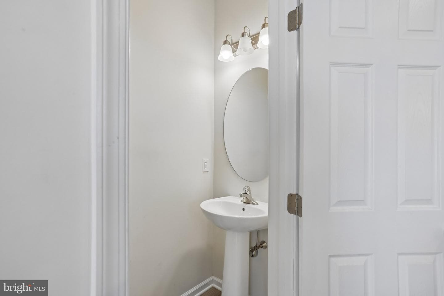 2127 Huntington Lane photo 24