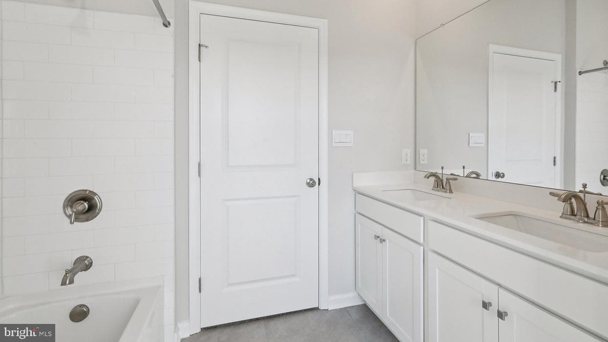 128 Winding Road photo 64