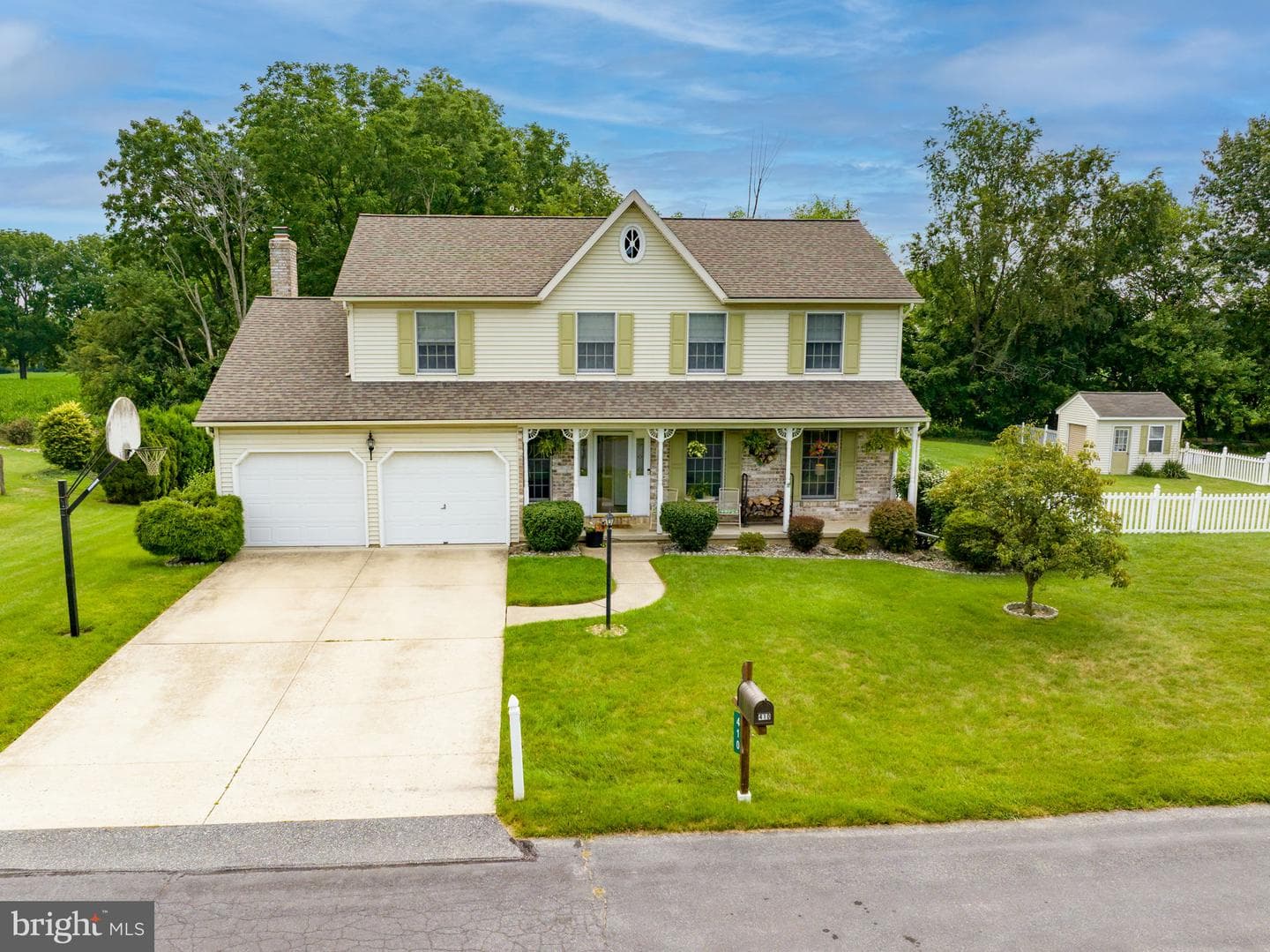 410 E Mayfield Circle, Bethlehem