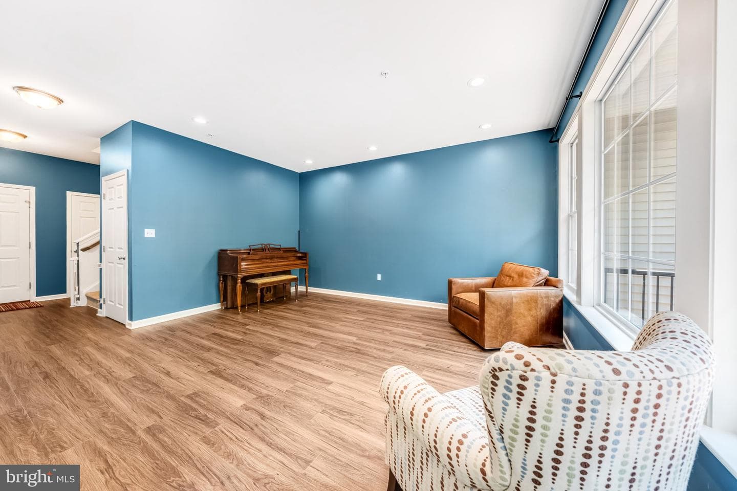 889 Iron Lane photo 11
