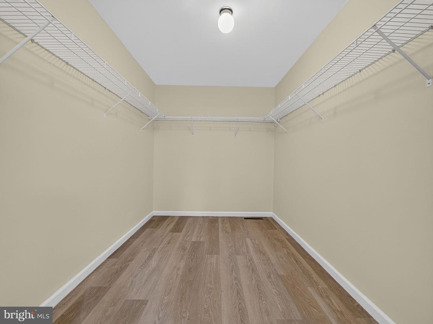 740 Mohican Drive photo 28