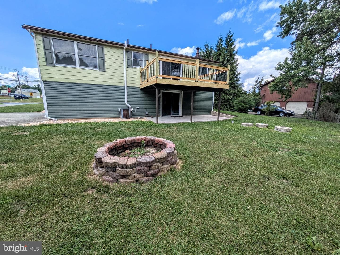 8612 Beatrice Lane photo 32