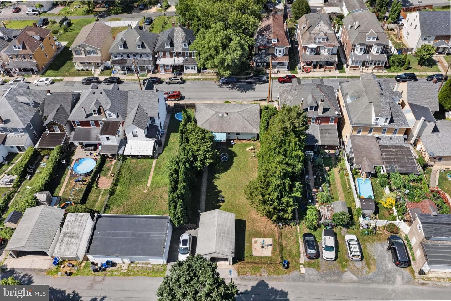 332 W Lincoln Street photo 30
