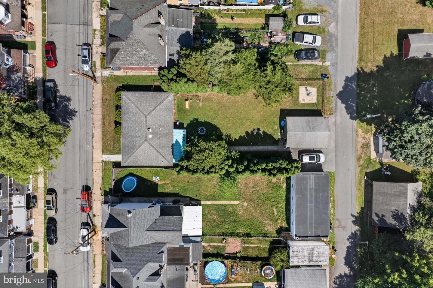 332 W Lincoln Street photo 32
