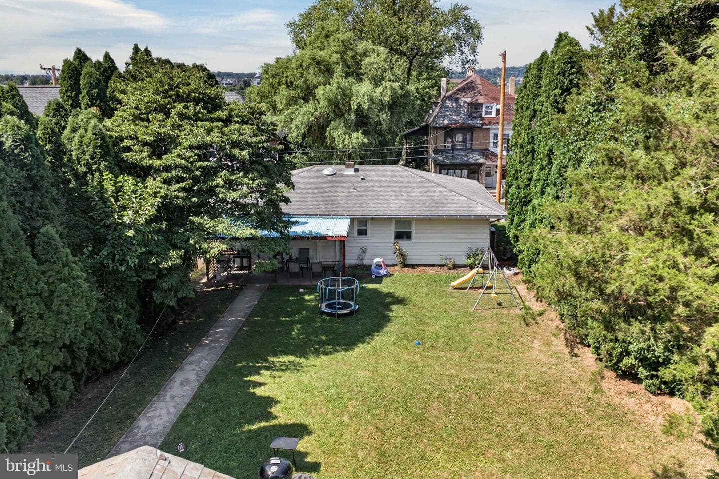 332 W Lincoln Street photo 35