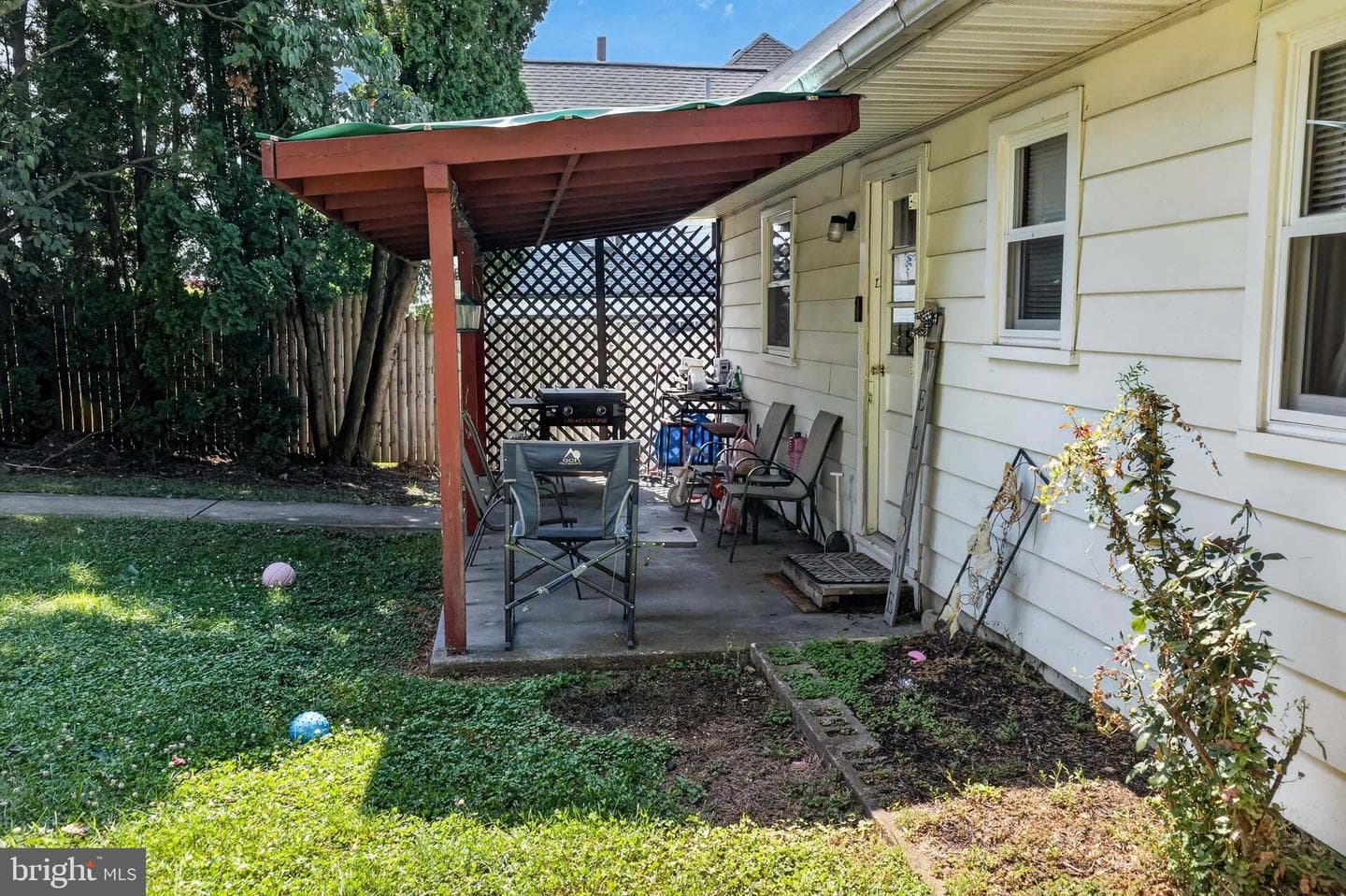 332 W Lincoln Street photo 43