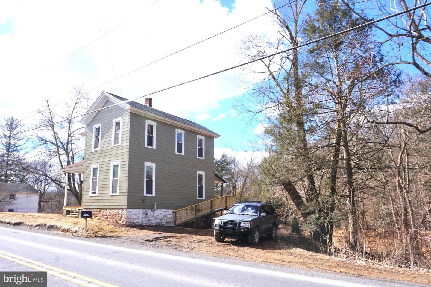 4185 Route 225 photo 3