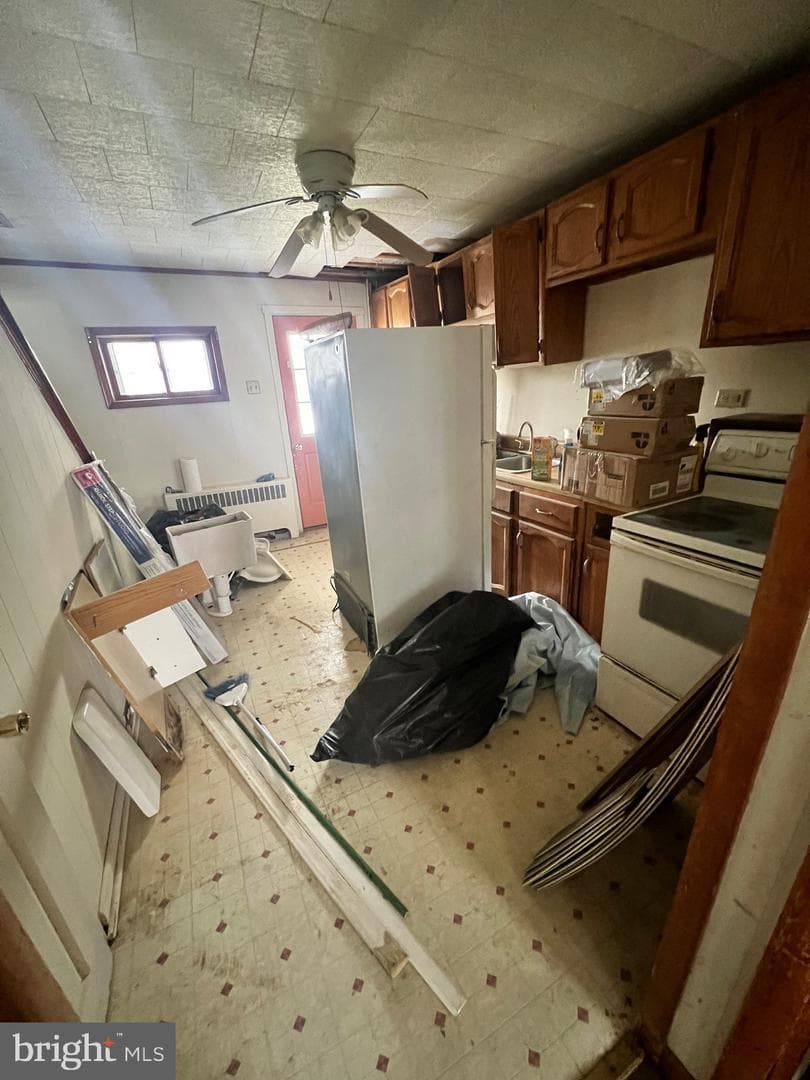 921 Scott Street photo 4